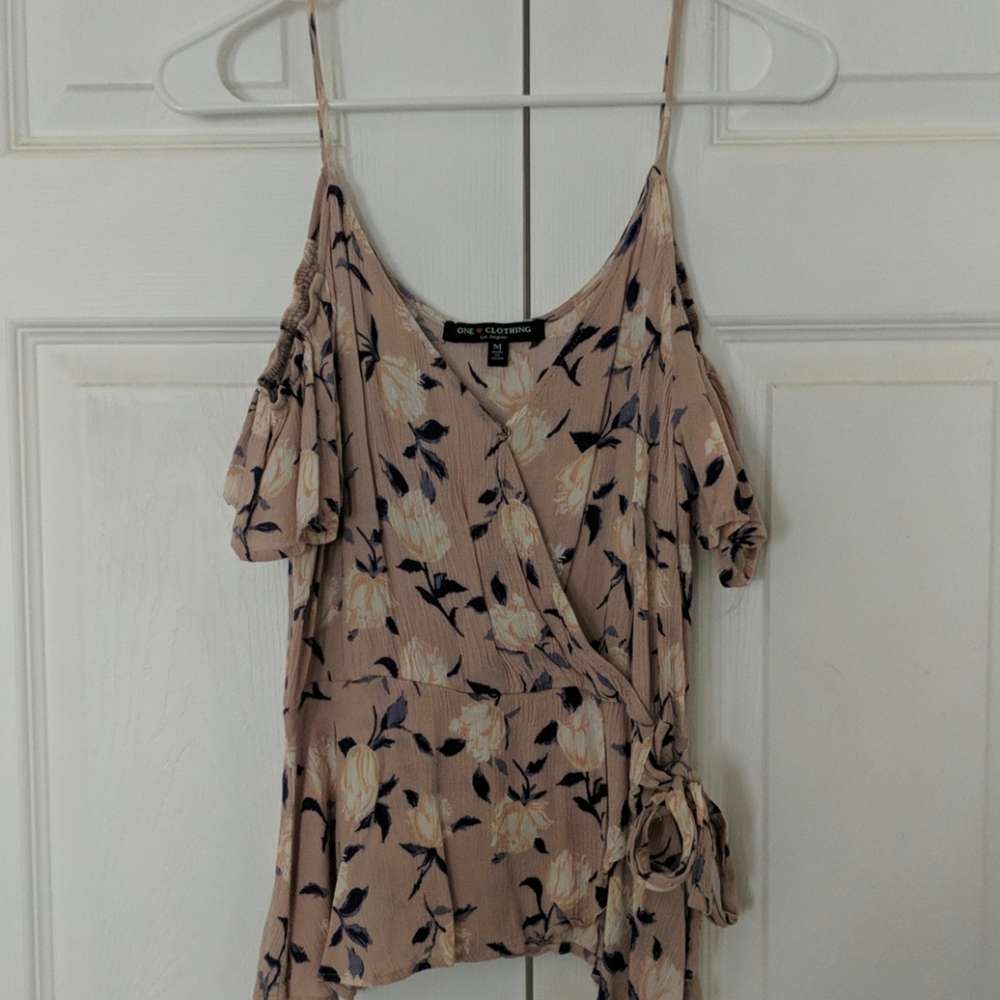 Floral top